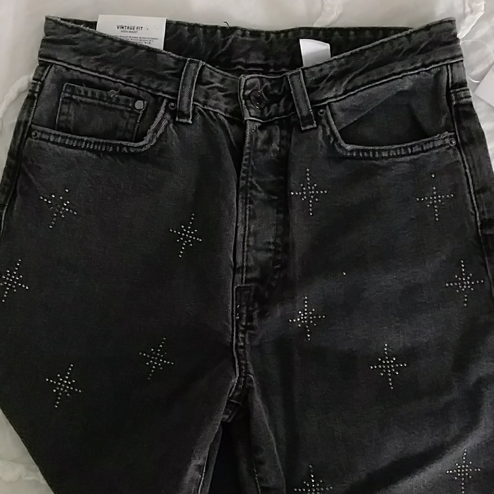 H&M &Denim Vintage Fit High Waist Jeans - size 27